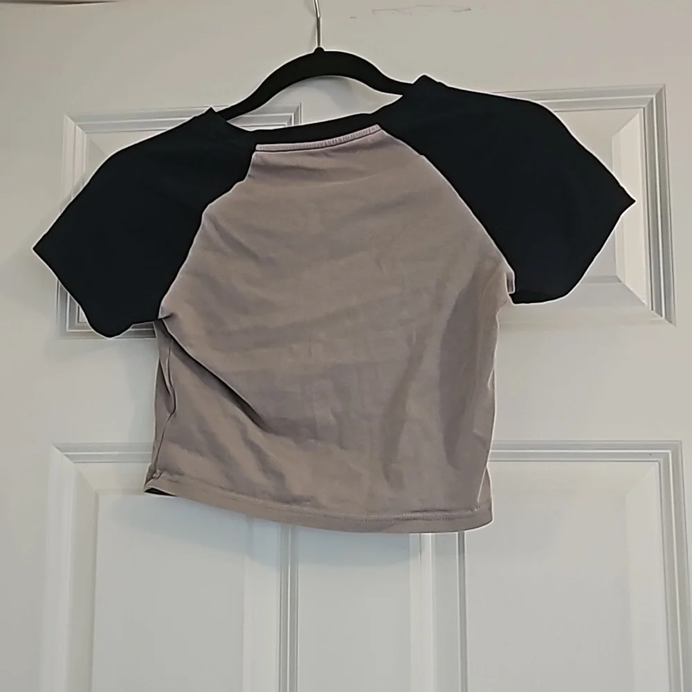Cropped star shirt - Picture 2 of 2